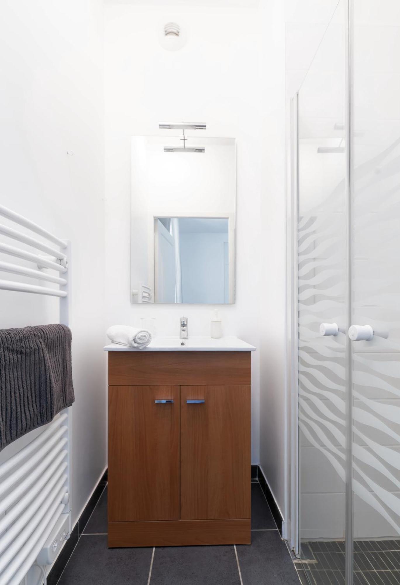 Le Brit - Grand Appartement Design, 3 Chambres, Centre Ville Vichy Exteriör bild