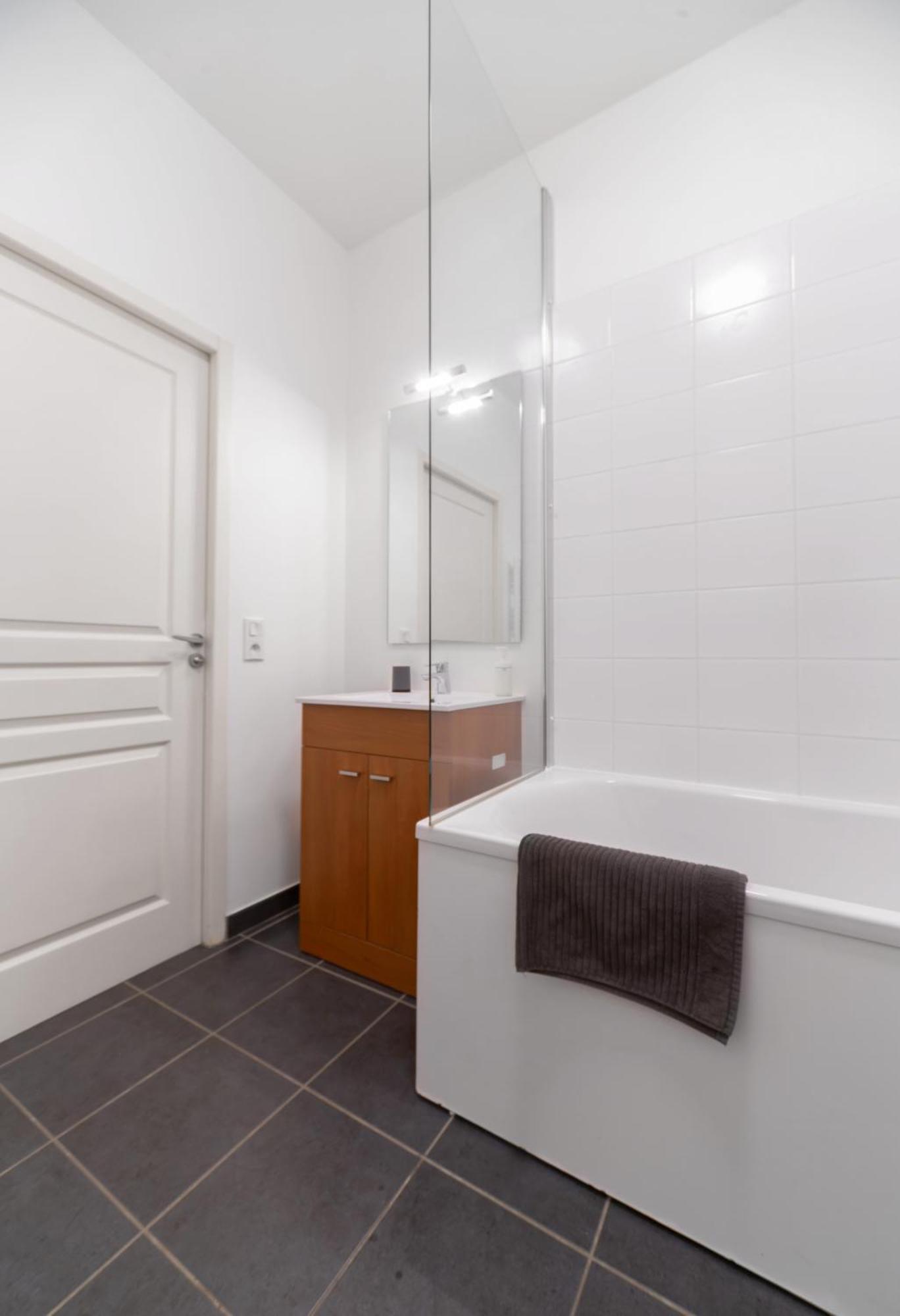 Le Brit - Grand Appartement Design, 3 Chambres, Centre Ville Vichy Exteriör bild