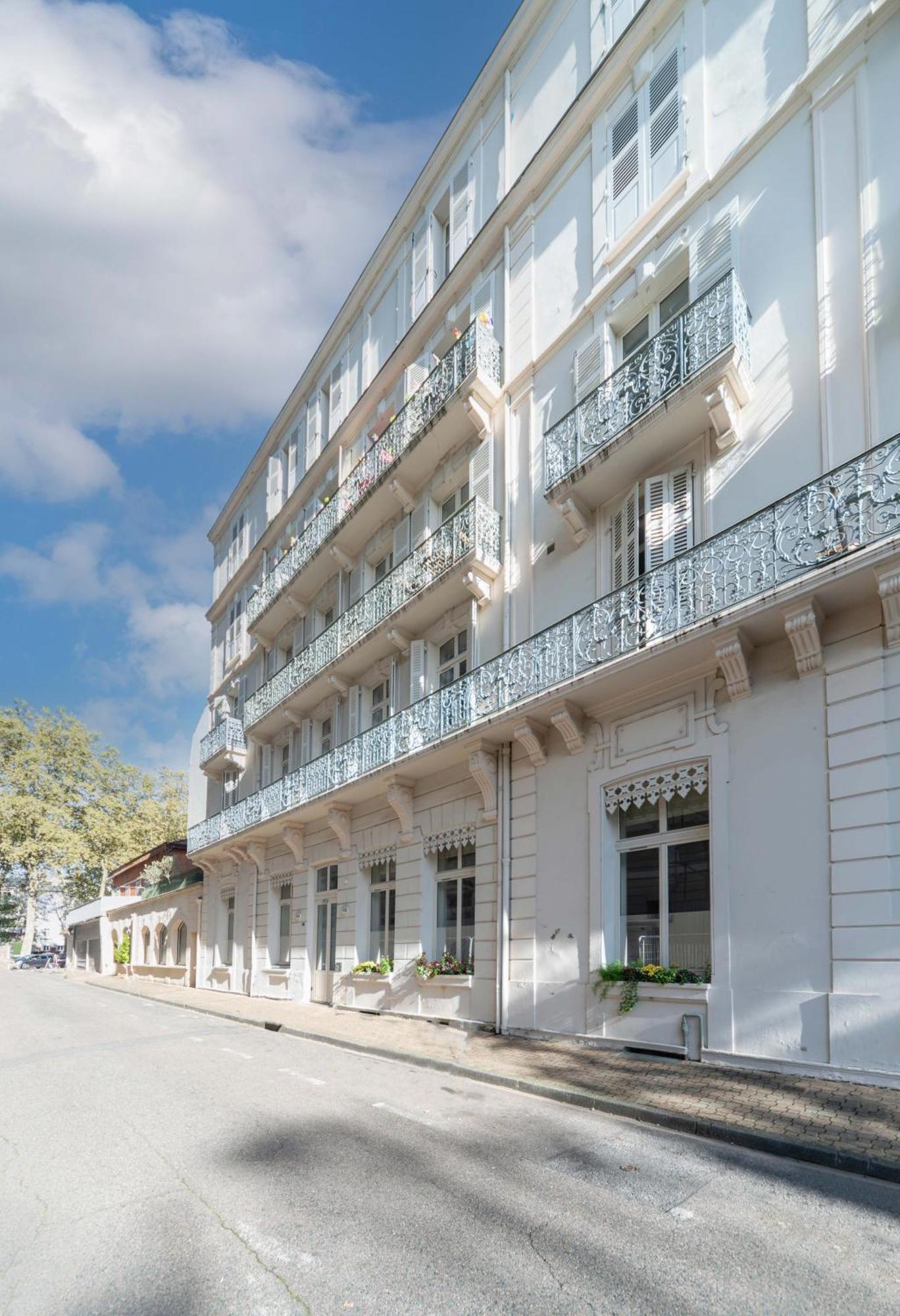 Le Brit - Grand Appartement Design, 3 Chambres, Centre Ville Vichy Exteriör bild