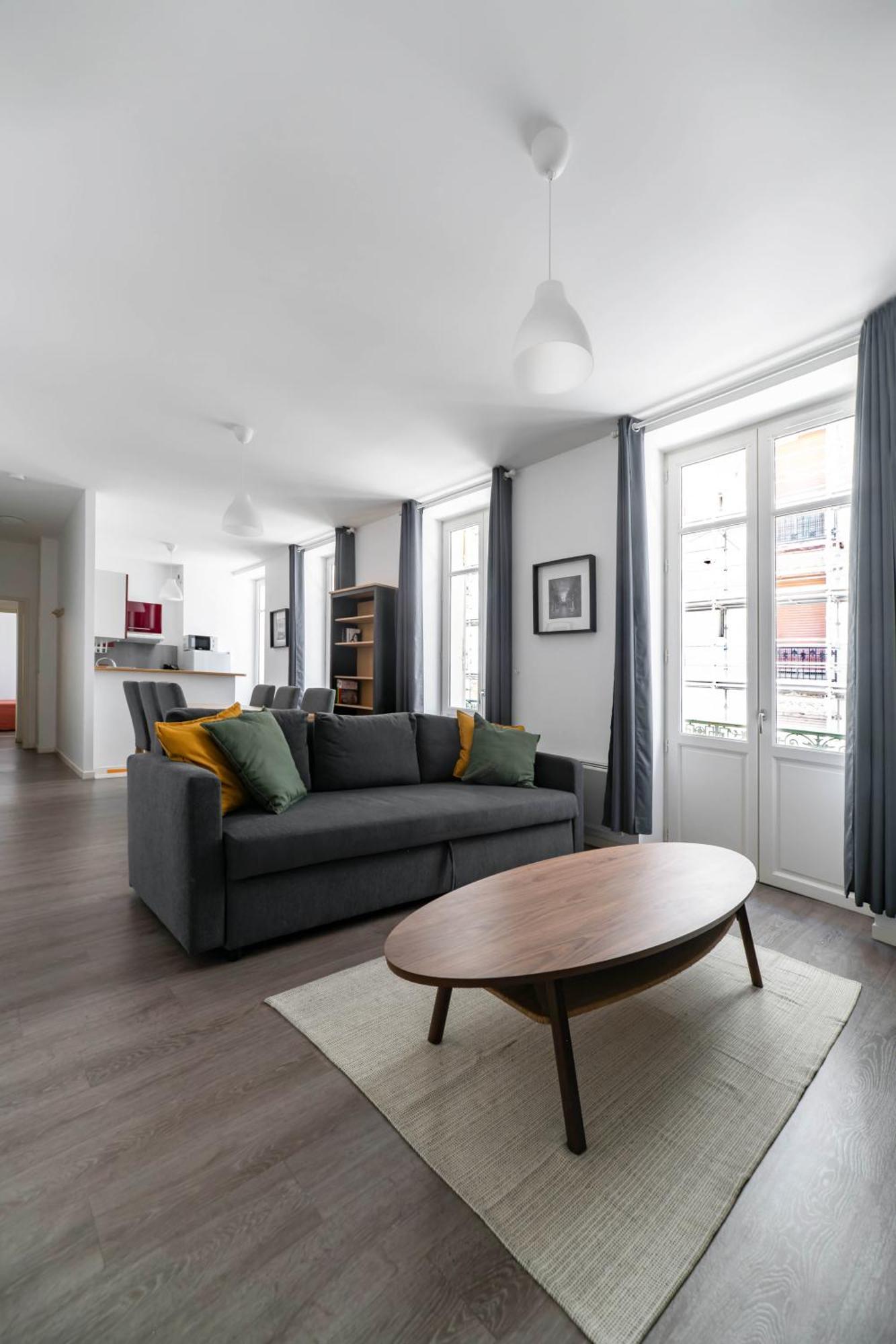 Le Brit - Grand Appartement Design, 3 Chambres, Centre Ville Vichy Exteriör bild