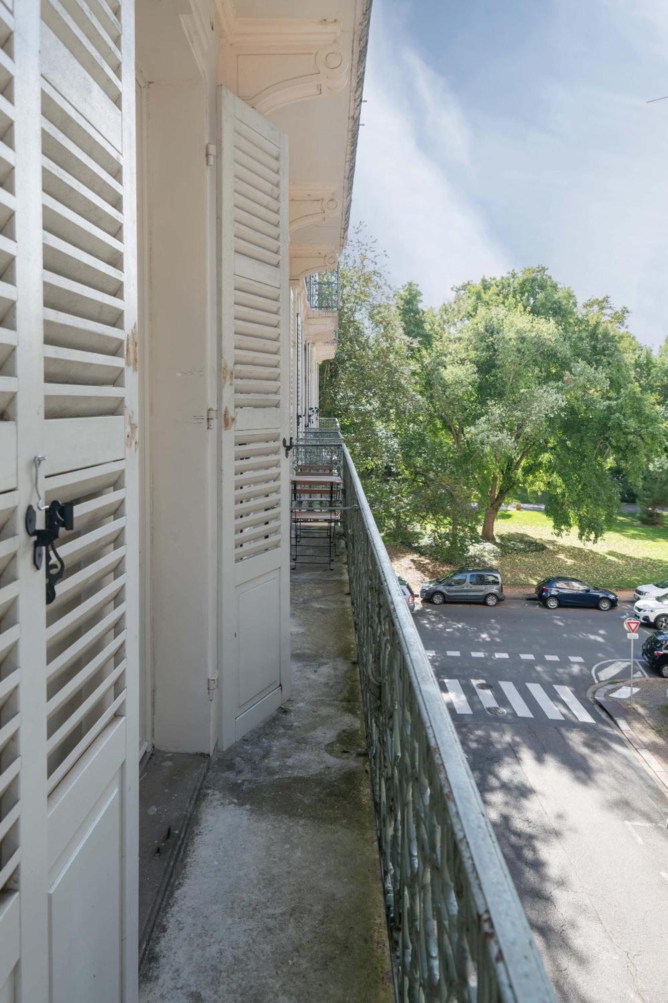 Le Brit - Grand Appartement Design, 3 Chambres, Centre Ville Vichy Exteriör bild